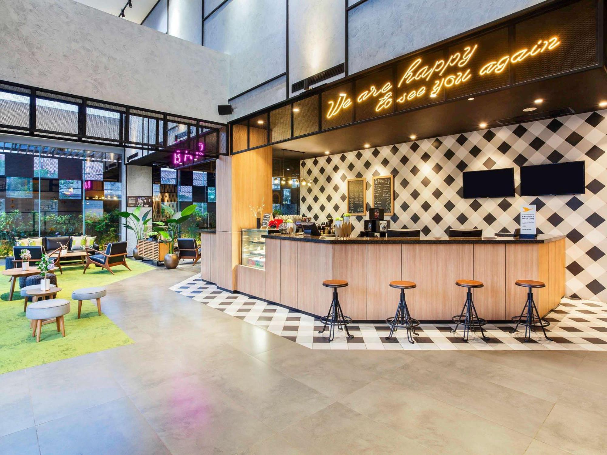 Ibis Styles Bekasi Jatibening Hotel Exterior photo
